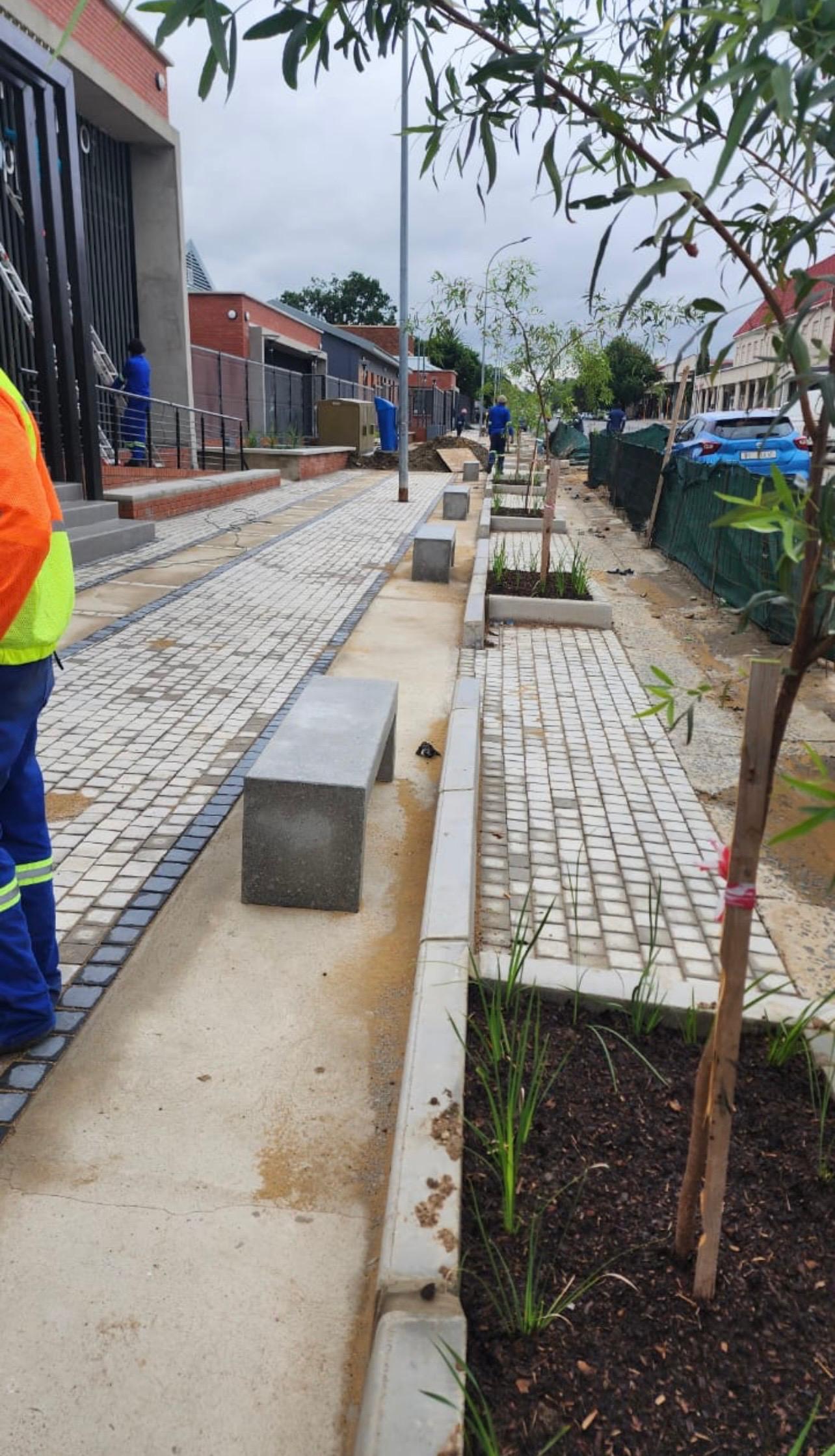 Urban pedestrian route under landscape construction